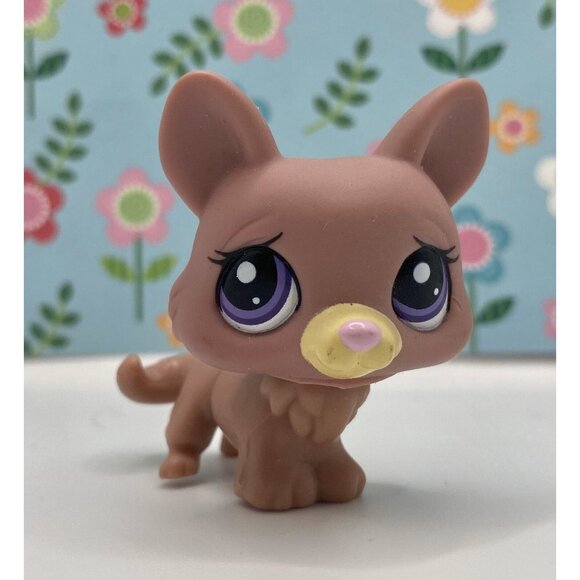 Authentic Littlest Pet Shop # 1533 Brown Mauve Cream Corgi Blind Bag Purple Eyes - Picture 2 of 3